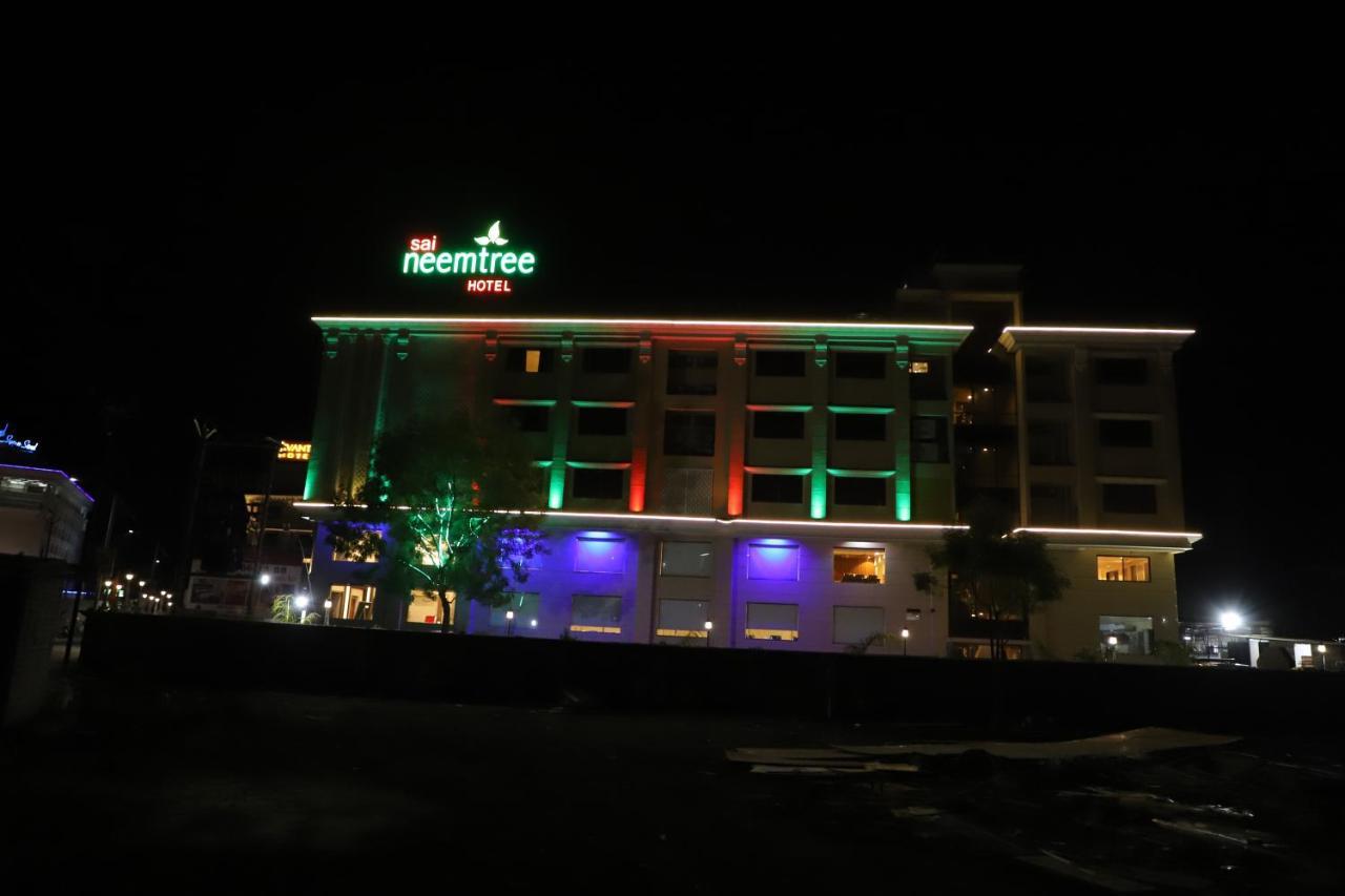Sai Neem Tree Hotel Shirdi Bagian luar foto